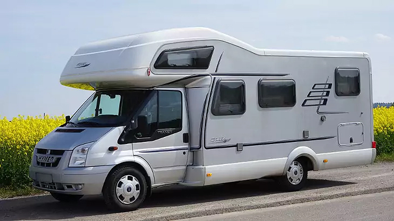 White-mobile-camper
